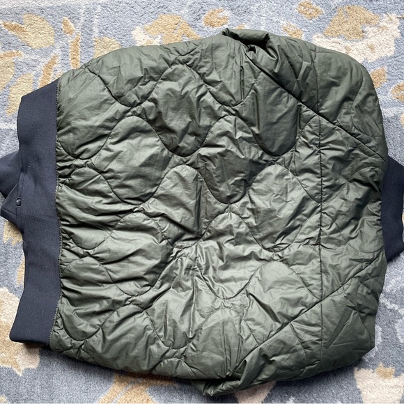 Under Armour Women's Unstoppable Reactor Reversible Bomber Medium - Picture 3 of 13